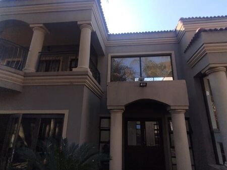 4 Bedroom Townhouse in Sandown