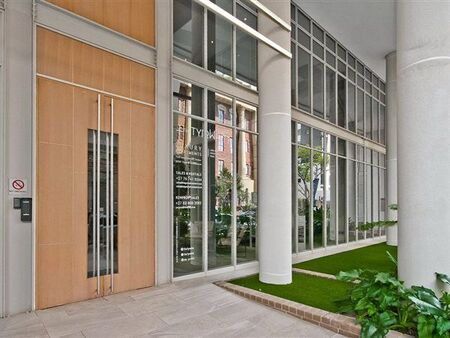 2 Bedroom Apartment in Rosebank