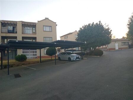 2 Bedroom Apartment in Bloubosrand