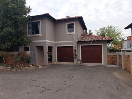 3 Bedroom House in Sundowner