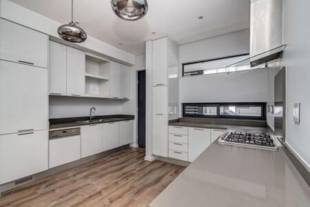 1 Bedroom Apartment in Steyn City