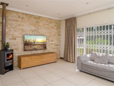 5 Bedroom House in Sunninghill