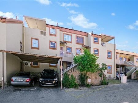 2 Bedroom Apartment in Sunninghill