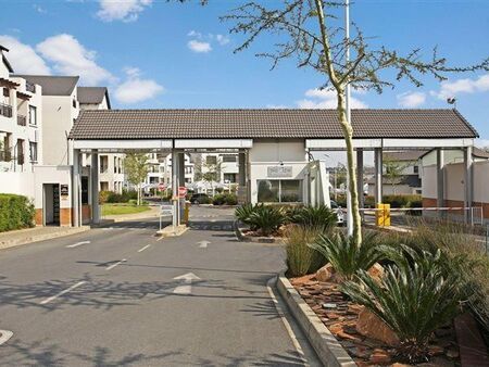 2 Bedroom Apartment in Fourways