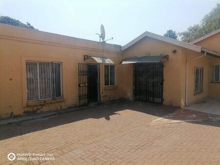 2 Bedroom House in Birch Acres