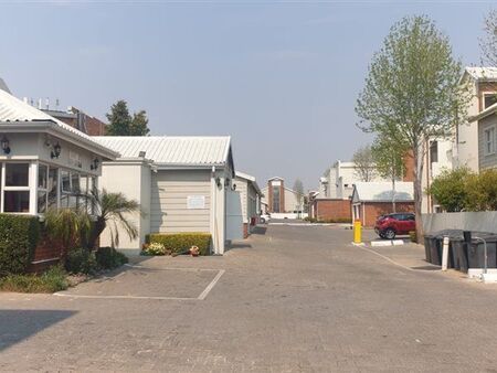 3 Bedroom Apartment in Greenstone Hill