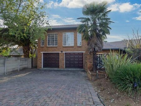 2 Bedroom Apartment in Boat Lake Village
