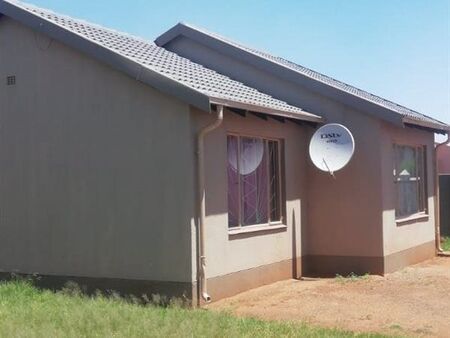 2 Bedroom House in Vosloorus