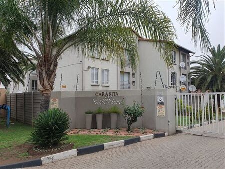 2 Bedroom Apartment in Verwoerdpark