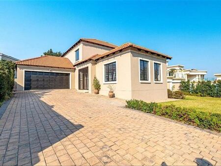 3 Bedroom House in Blue Valley Golf Estate
