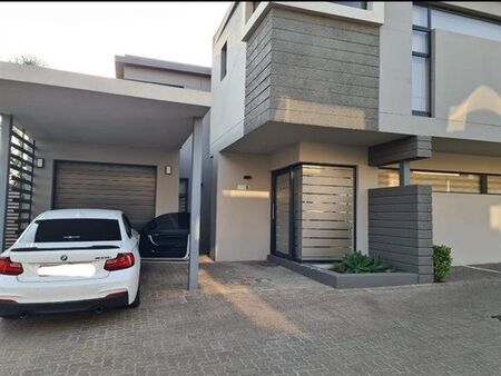 3 Bedroom Duplex in Claudius