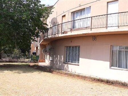 1 Bedroom Flat in Dagbreek