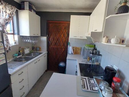 2 Bedroom House in Overbaakens