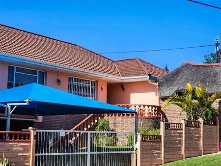 3 Bedroom House in Greenfields
