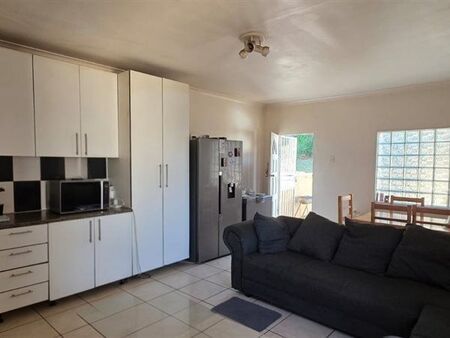 2 Bedroom Apartment in Bluff