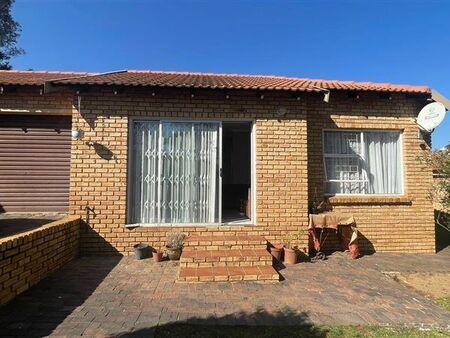 2 Bedroom Townhouse in Honeydew Ridge