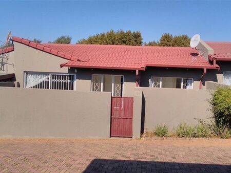 2 Bedroom Townhouse in Georginia