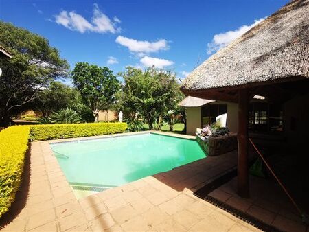 4 Bedroom House in Pebble Rock