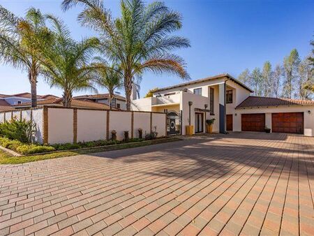 4 Bedroom House in Willow Acres