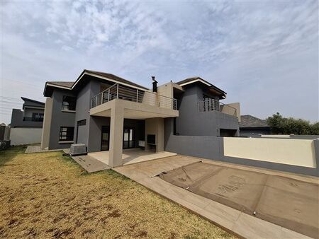 4 Bedroom House in The Hills