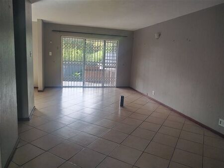 3 Bedroom Apartment in Garsfontein
