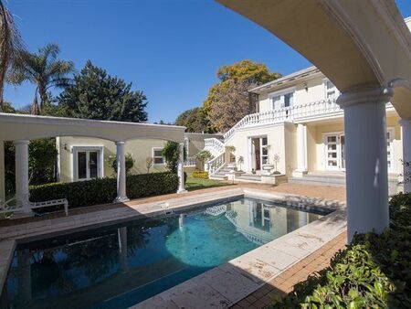 1 Bedroom Apartment in Waterkloof