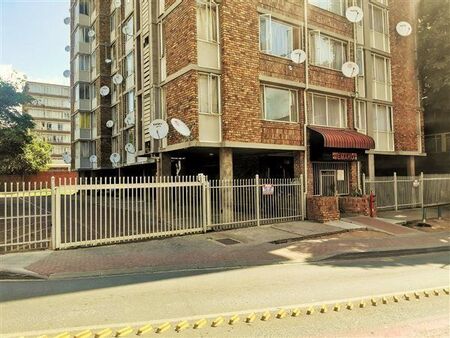 1 Bedroom Apartment in Sunnyside