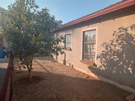 3 Bedroom House in Heatherview