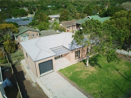 3 Bedroom House in Groenvallei