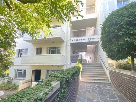 1 Bedroom Apartment in Rondebosch