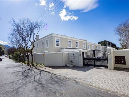 3 Bedroom Apartment in Kenilworth Upper