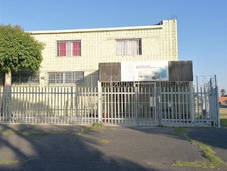 1 Bedroom Apartment in Eersterivier