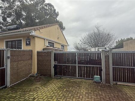 3 Bedroom House in Protea Village