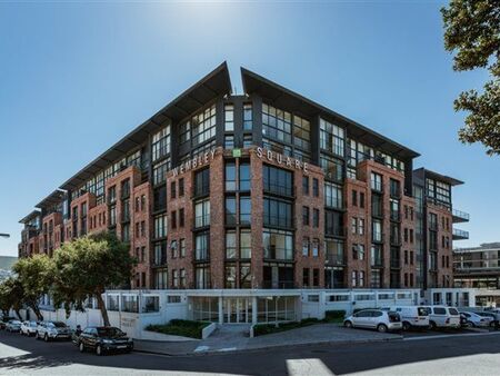 1 Bedroom Apartment in Gardens