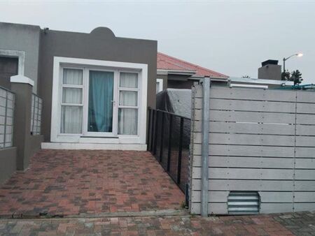 1 Bedroom Apartment in Protea Heights