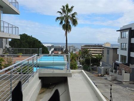 2 Bedroom Apartment in Sea Point