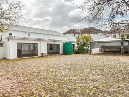 4 Bedroom House in Wellington Central