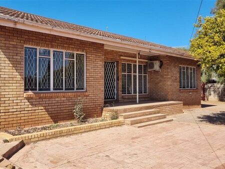 3 Bedroom House in Postmasburg