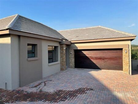 3 Bedroom House in Riverside Park