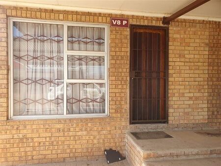 1 Bedroom Apartment in Lydenburg