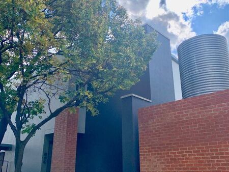 3 Bedroom Townhouse in Menlo Park