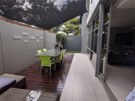 3 Bedroom Cluster in Menlo Park