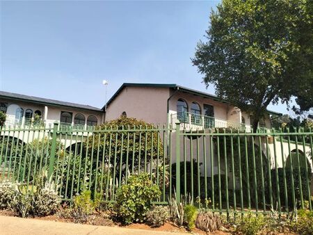 3 Bedroom House in Sinoville