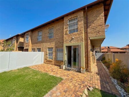 3 Bedroom Townhouse in Annlin