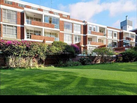 2 Bedroom Apartment in Illovo