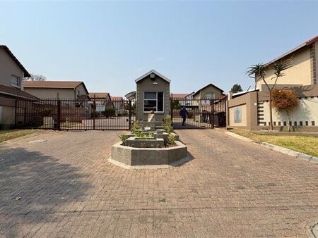 4 Bedroom Townhouse in Buccleuch