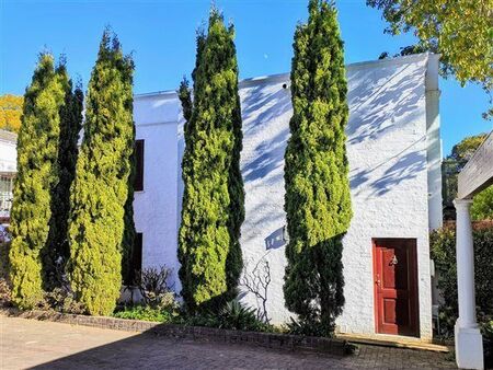 1 Bedroom Apartment in Saxonwold