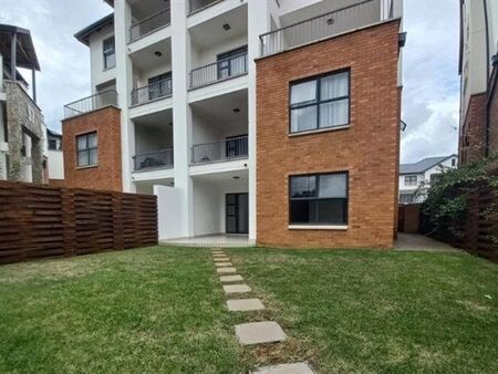 3 Bedroom Apartment in Olivedale