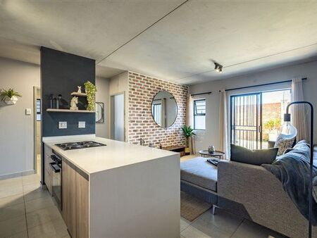3 Bedroom Apartment in Douglasdale