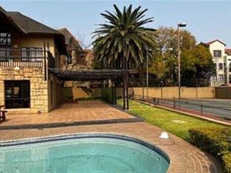 2 Bedroom Apartment in Pineslopes